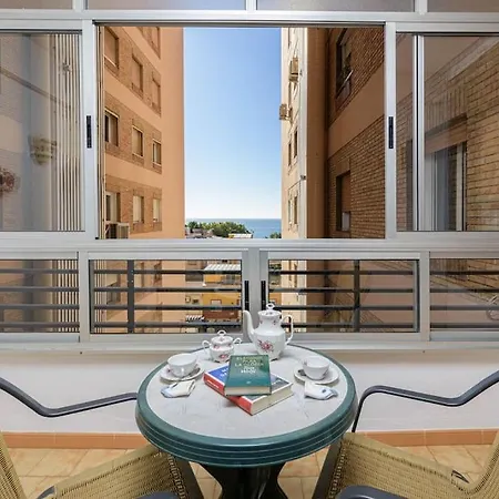 El Palo Beach Apartment *